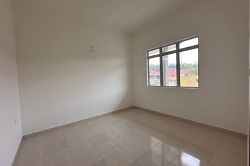 Taman Desa Bestari, Salak Tinggi