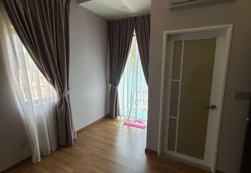 Ayden Townhouse Warisan Puteri