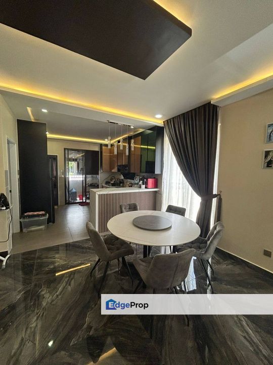 Ayden Corner Townhouse Warisan Puteri, Kota Warisan Sepang, Selangor, Sepang