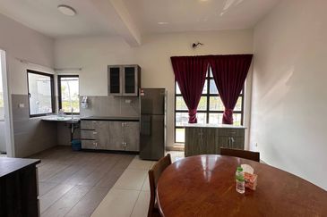 Ayden Townhouse Warisan Puteri