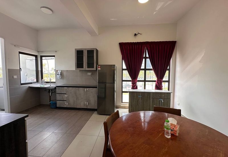 Ayden Townhouse Warisan Puteri