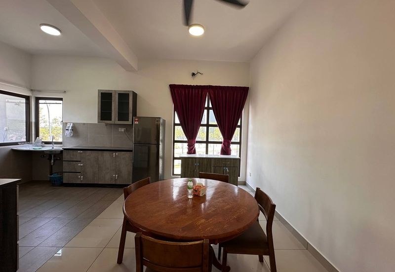 Ayden Townhouse Warisan Puteri