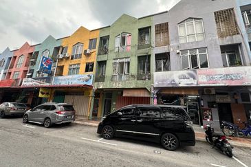 Bandar Baru Salak Tinggi