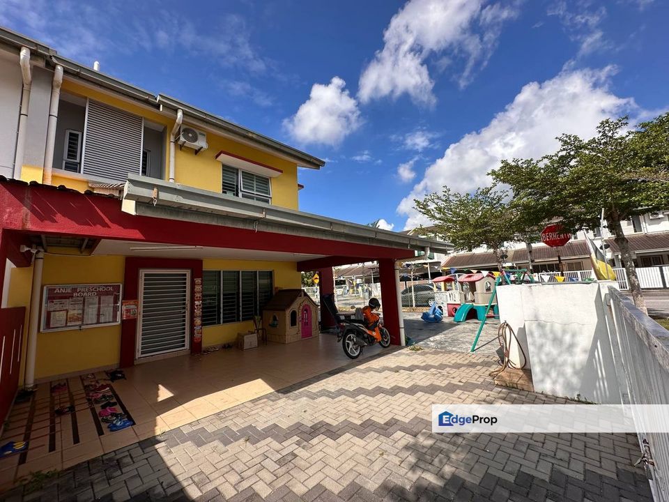 Big Corner Terrace Laman Kenanga, Nilai Negeri 9, Negeri Sembilan, Nilai