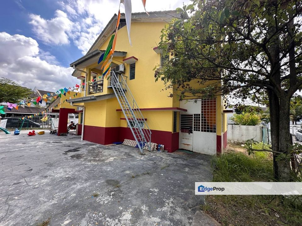 Big Corner Terrace Laman Kenanga, Nilai Negeri 9, Negeri Sembilan, Nilai