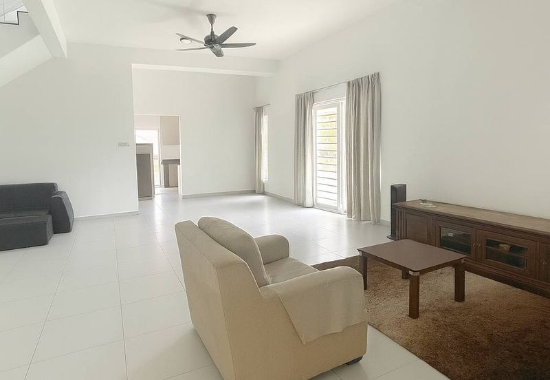 NILAI IMPIAN (LAMAN AZALEA)