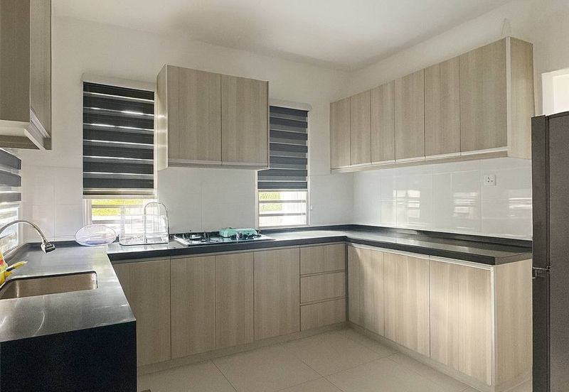 NILAI IMPIAN (LAMAN AZALEA)