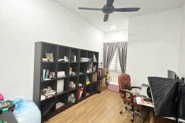 Serenia Adiva @ Serenia City