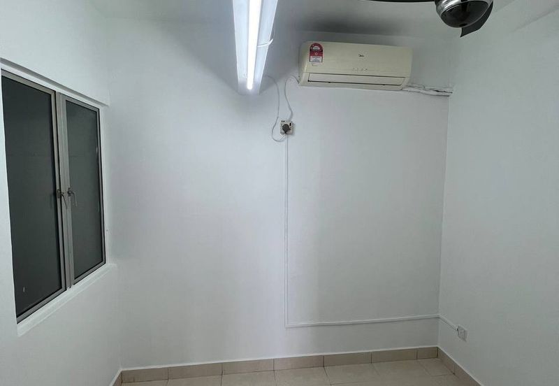 Aliran Damai, Bandar Damai Perdana