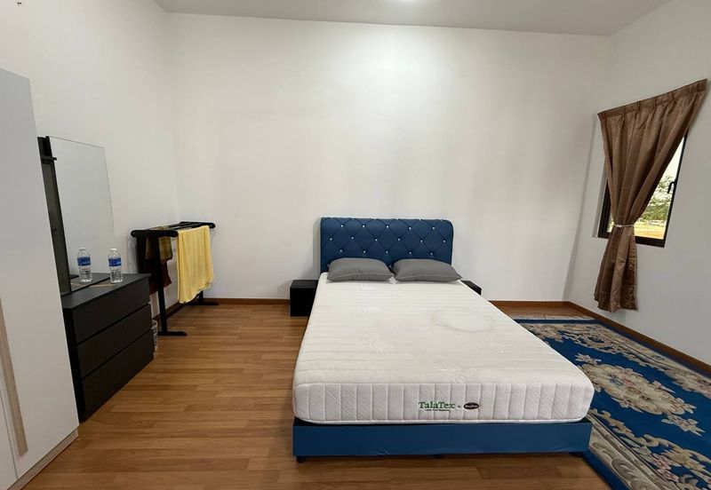 Ayden Townhouse Warisan Puteri