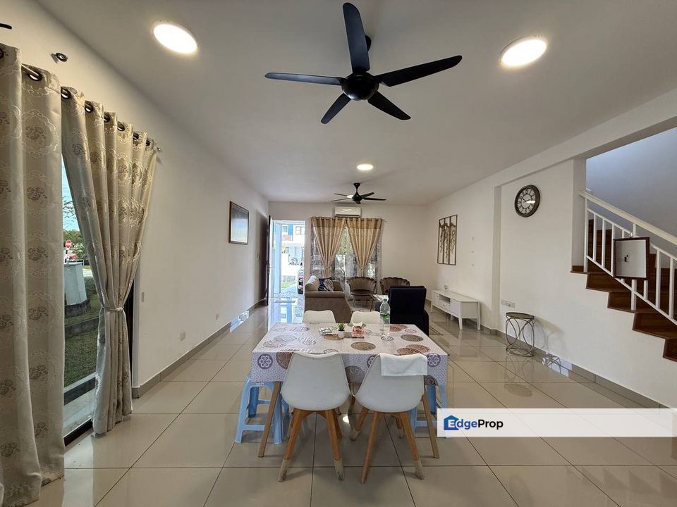 yden Townhouse Warisan Puteri Kota Warisan, Selangor, Sepang