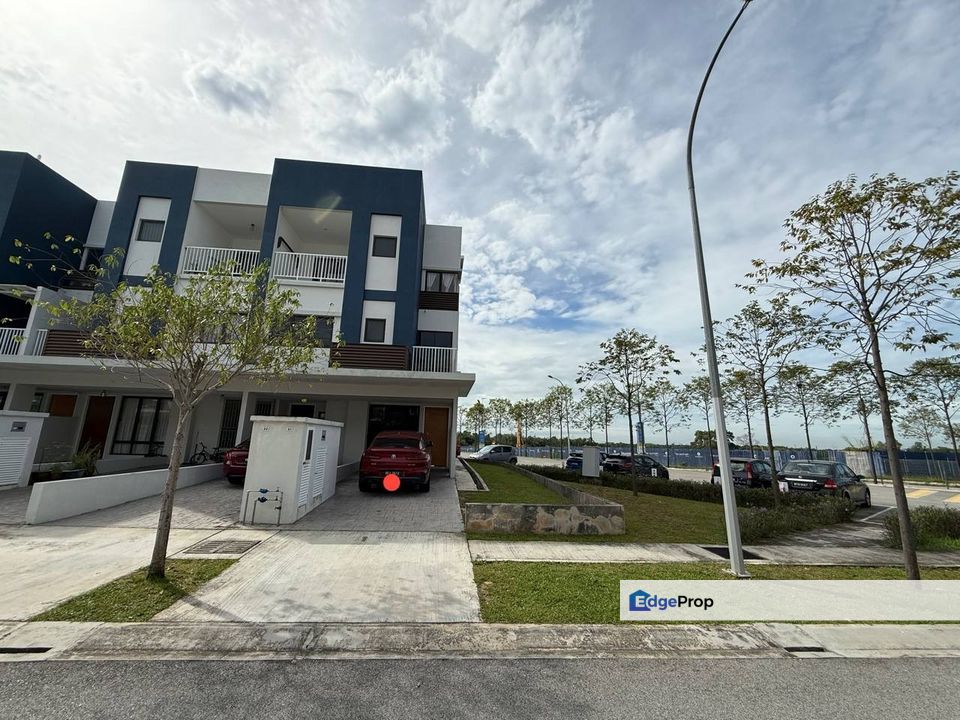 yden Townhouse Warisan Puteri Kota Warisan, Selangor, Sepang