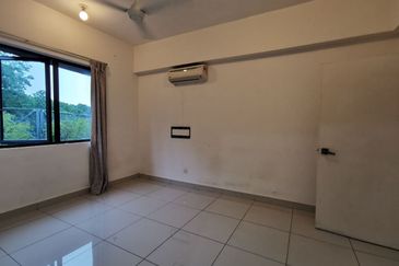 Mirage By The Lake @ Perdana Lakeview West