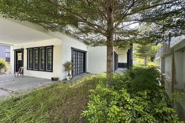 Nilai Springs Heights