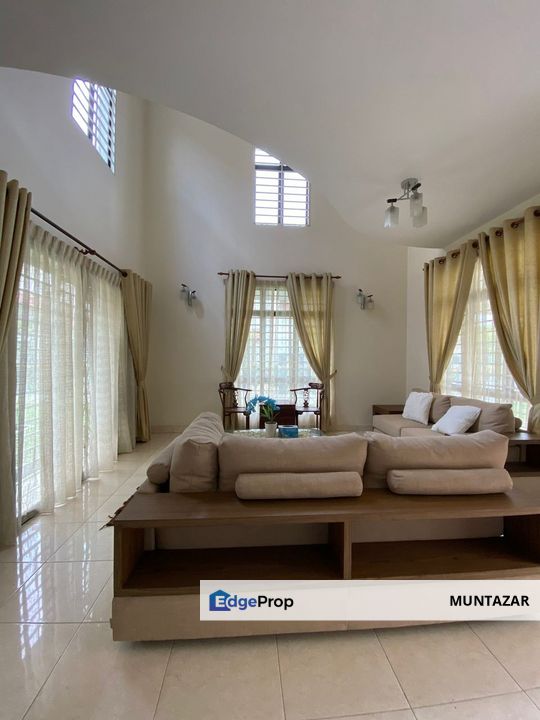 Freehold Beautiful Bungalow Jentayu, Bandar Enstek, Negeri Sembilan, Seremban