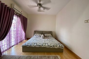 BANDAR ENSTEK (JENTAYU)