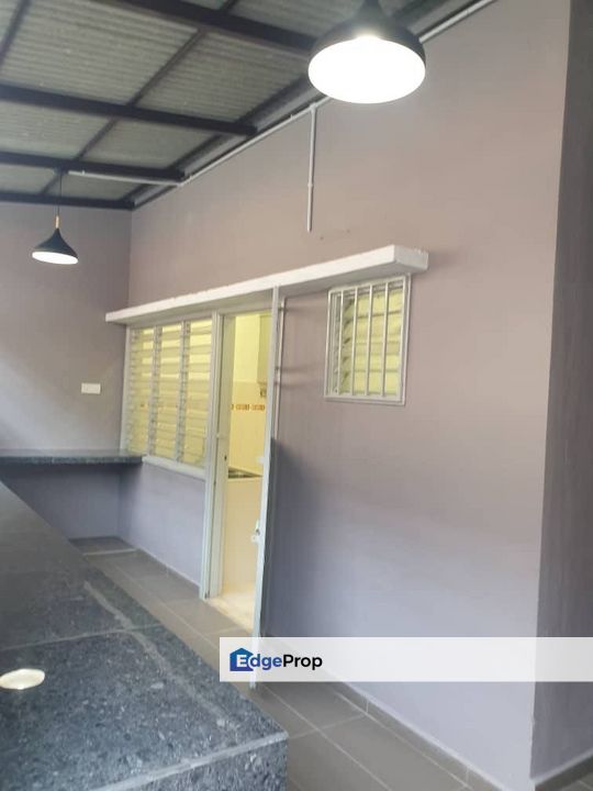Double Storey House Bandar Puteri Klang, Selangor, Klang