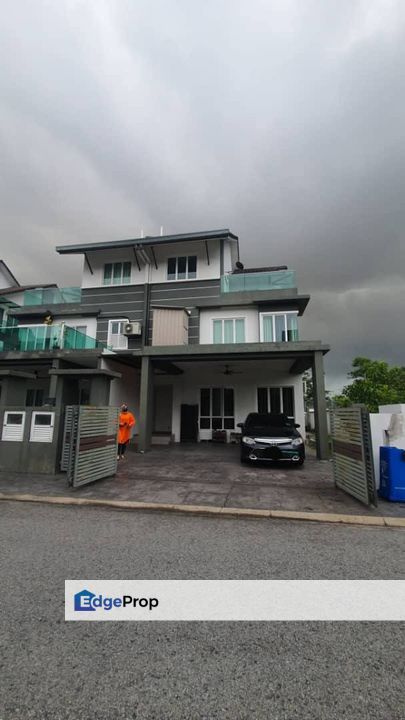 Impian Tropika Residence Shah Alam 3 Storey Semi D, Selangor, Shah Alam