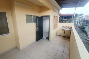 Taman Pinggiran Putra