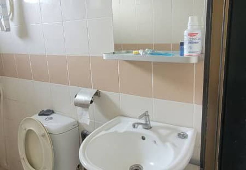 PUNCAK BANYAN CONDOMINIUM