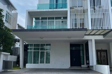 Clover Garden Residences