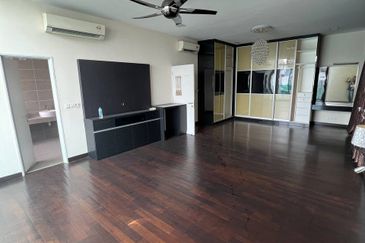 Clover Garden Residences