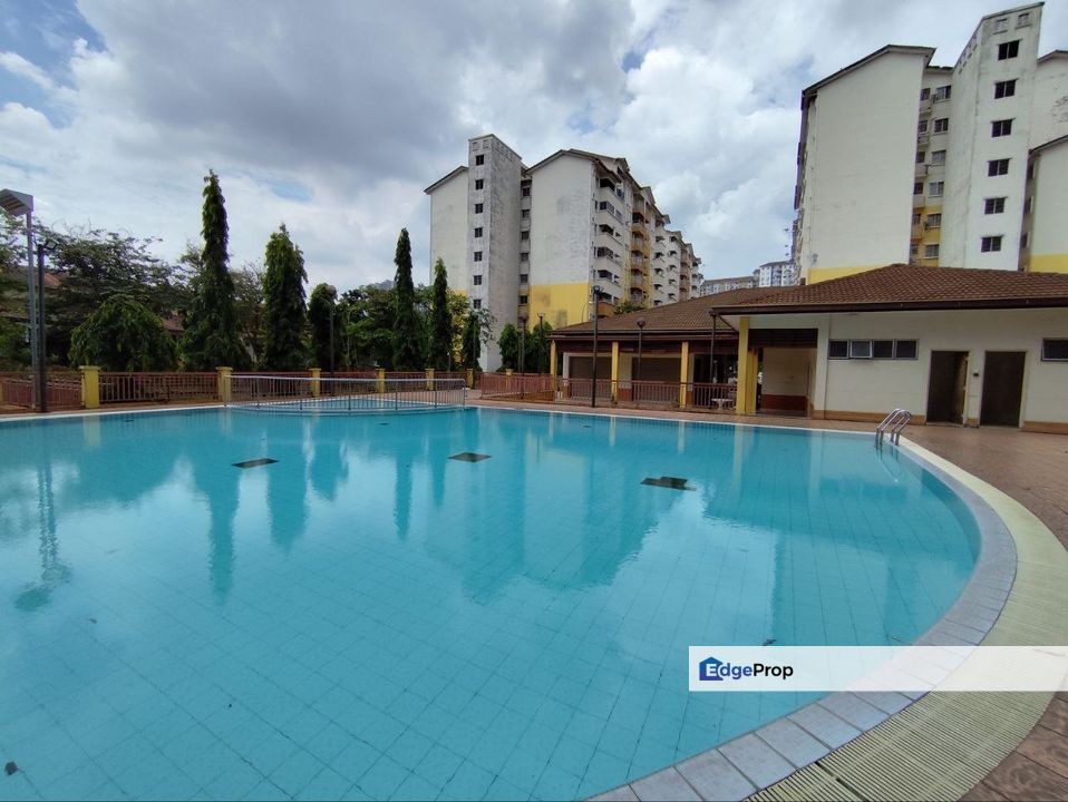For Sale Serdang Villa Apartment Seri Kembangan [Cheapest], Selangor, Seri Kembangan