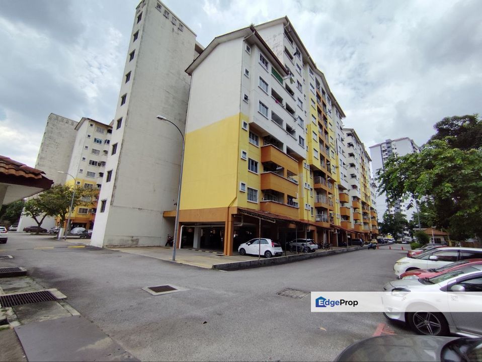 For Sale Serdang Villa Apartment Seri Kembangan [Cheapest], Selangor, Seri Kembangan
