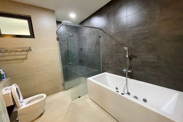 Charms of Nusantara, Setia Eco Glades