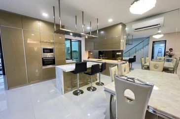 Charms of Nusantara, Setia Eco Glades