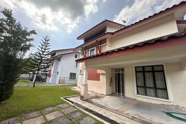 BANDAR ENSTEK (JENTAYU)