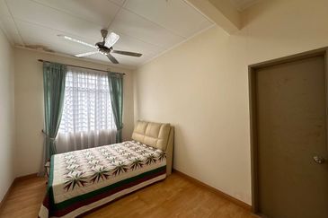 BANDAR ENSTEK (JENTAYU)