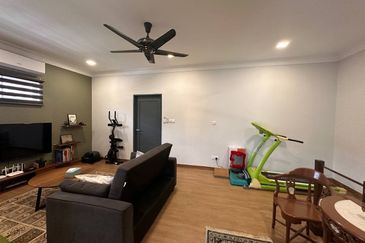 Corner Lot 2 Storey Taman Melawati