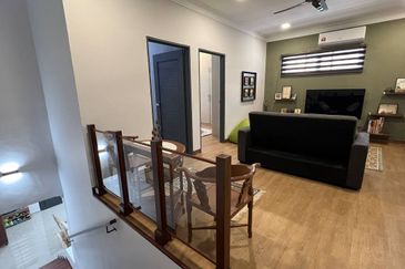 Corner Lot 2 Storey Taman Melawati