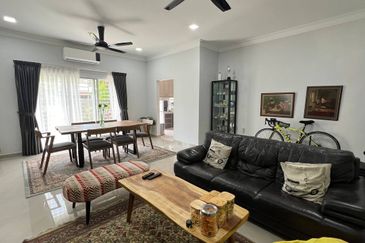 Corner Lot 2 Storey Taman Melawati