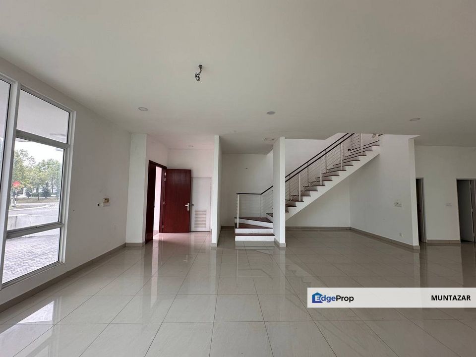 Freehold Gated and Guarded Semi-D Cyberjaya, Selangor, Cyberjaya