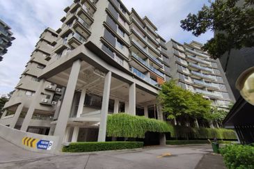 Mirage By The Lake @ Perdana Lakeview West