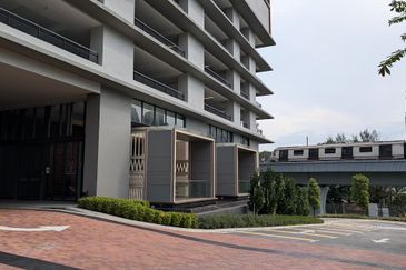 Emerald 9 Condominium