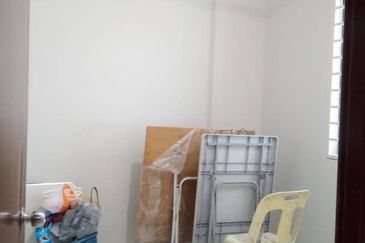 Residensi Warnasari 2