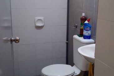 Residensi Warnasari 2