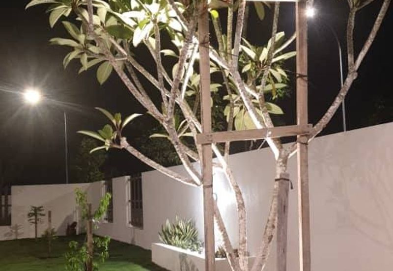 Fully Furnished & Large Land 