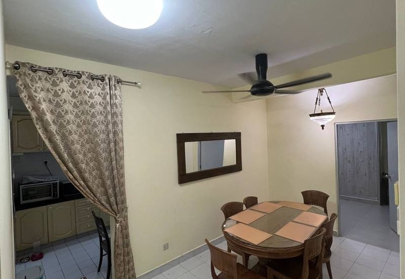 Jalan Suasana, Bandar Tun Hussein Onn