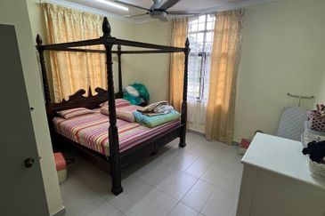 Jalan Suasana, Bandar Tun Hussein Onn