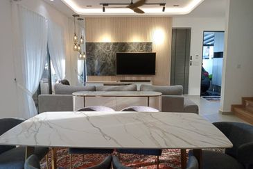 Farina @ Setia Ecohill 2