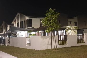 Farina @ Setia Ecohill 2