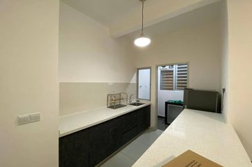 Savanna Executive Suites @ Southville City