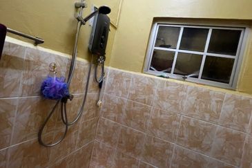 Double Storey Terraced house Fully Furnished Bandar Sungai Long 