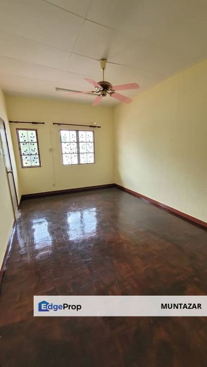 Double Storey Semi Detached Kajang Prima 4400sqft, Selangor, Kajang