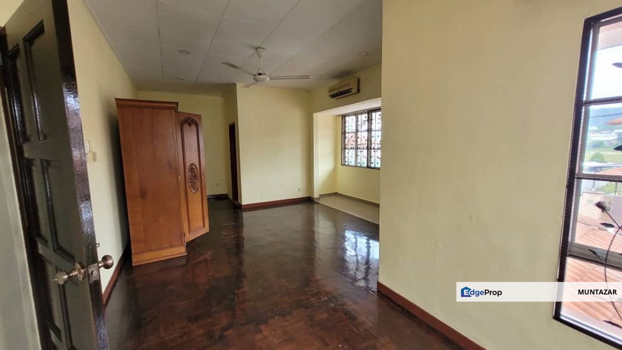 Double Storey Semi Detached Kajang Prima 4400sqft, Selangor, Kajang