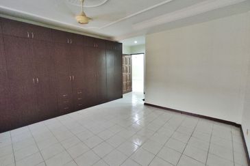 Kampung Sungai Ramal Luar